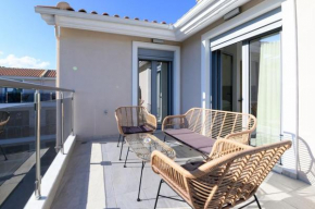 Moments apartment D2 walking distance from the beach and sea!